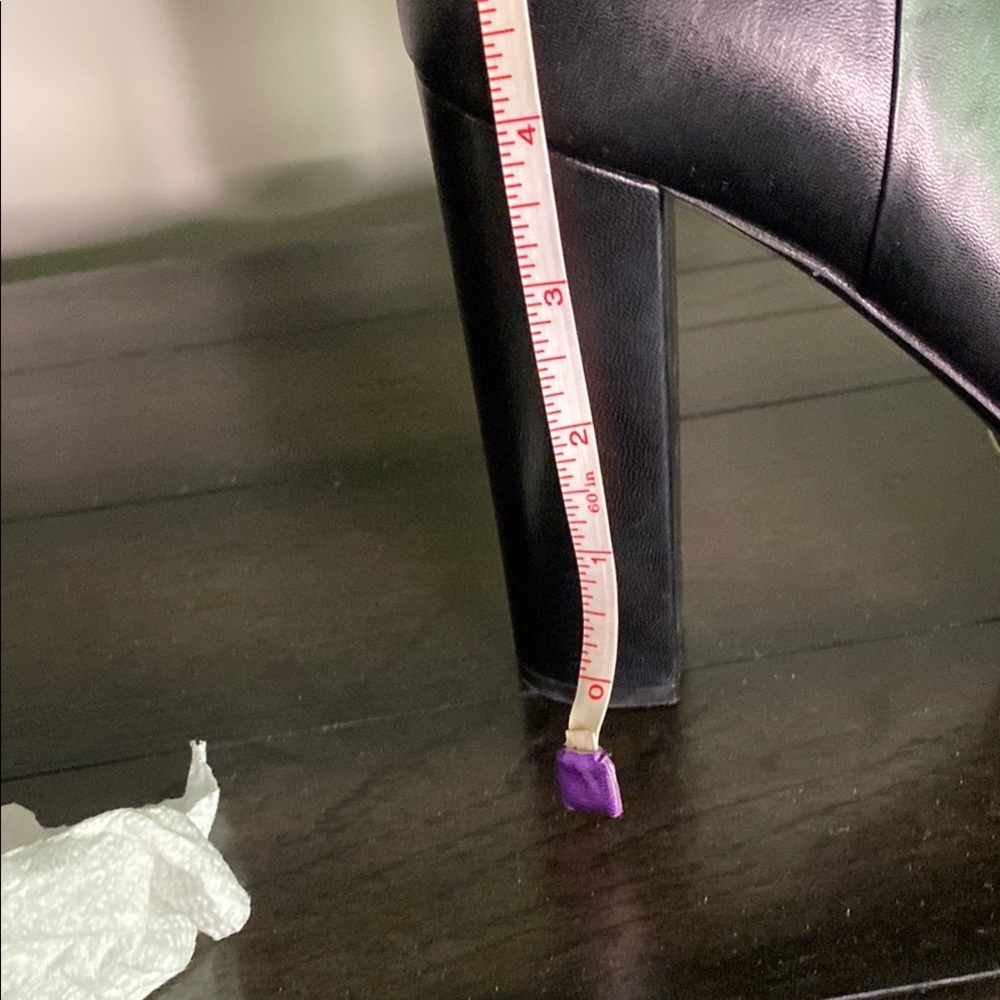 Gucci Black Leather Platform Boots - Picture 5 of 10